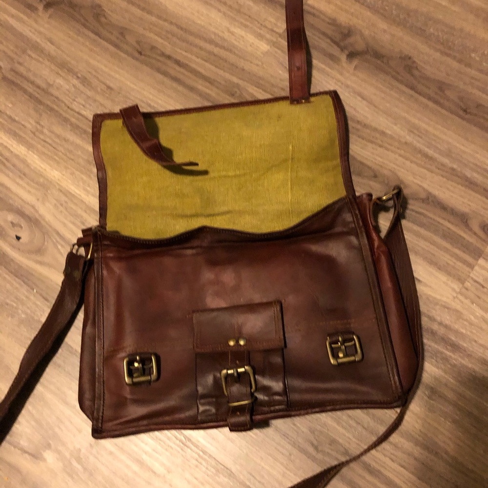 Hand bag